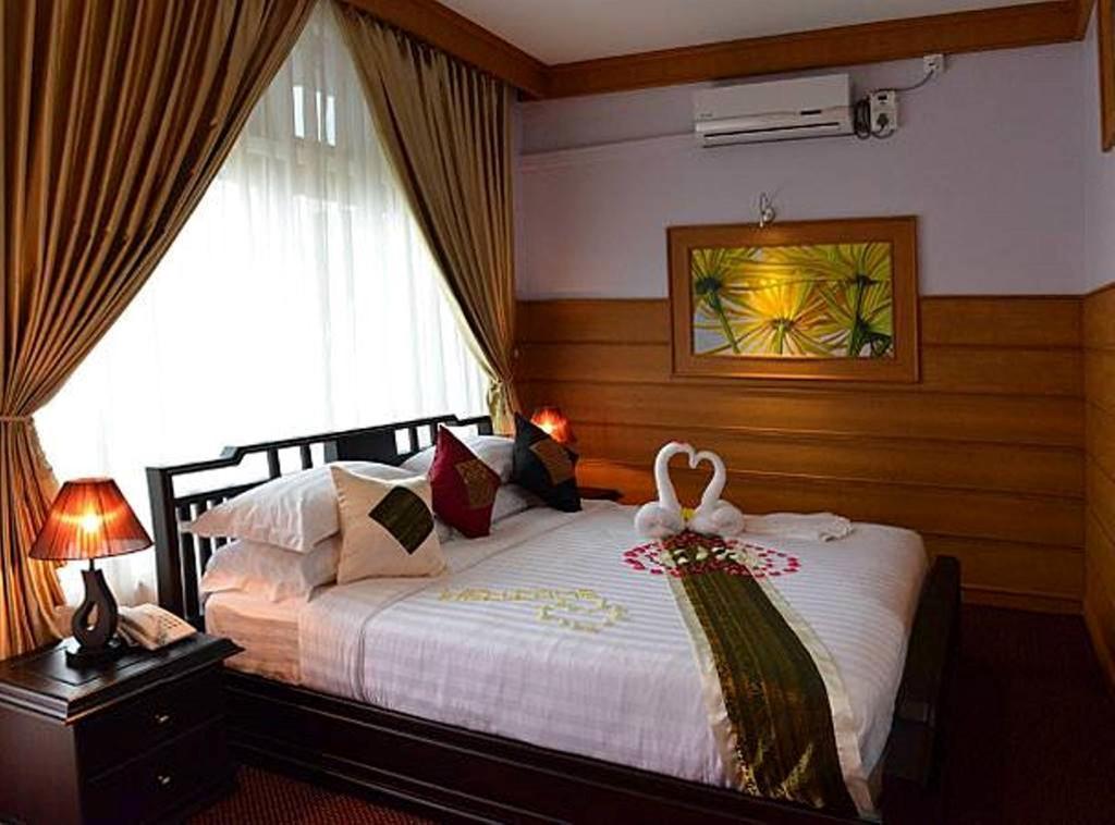 Shwe Kyun Hotel Taunggyi Exterior foto